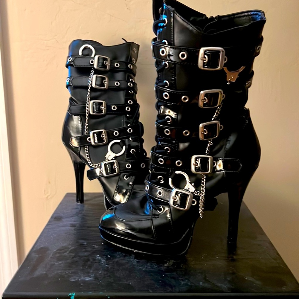 Size 6 Funtasma brand boots, this style is called Cops 911, sold out online